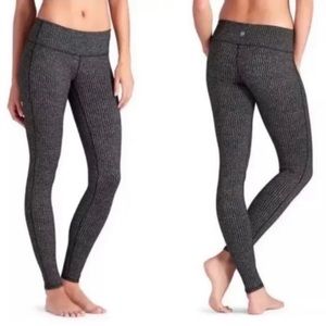 🌈Athleta Chaturanga Legging Charcoal Gray Size Xs